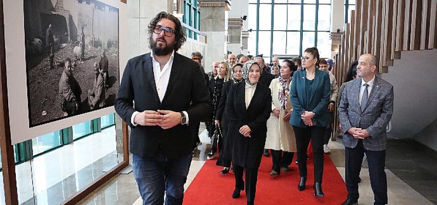 kokler-sergisi-hasan-kalyoncu-universitesinde-acildi.jpg