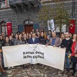 konak-genc-iklim-meclisi-yola-cikti.jpg
