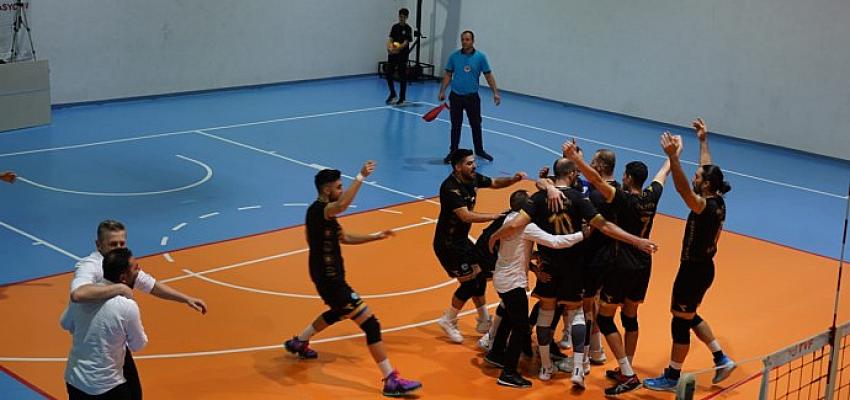 milas-belediyespor-ilk-devrenin-lideri.jpg