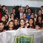 minikler-ataturk-icin-yuzduler.jpg