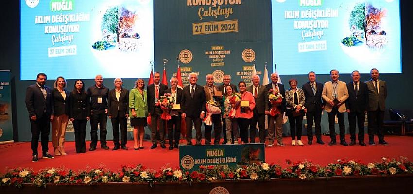 mugla-buyuksehir-iklim-degisikligi-calistayinin-sonuc-bildirgesini-acikladi.jpg