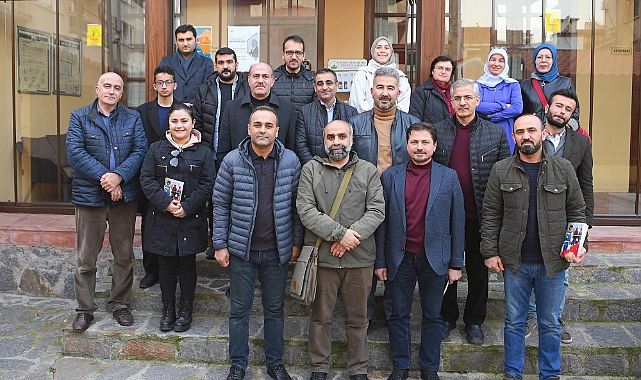 osmangazide-edebiyatseverleri-bulusturan-etkinlik.jpg