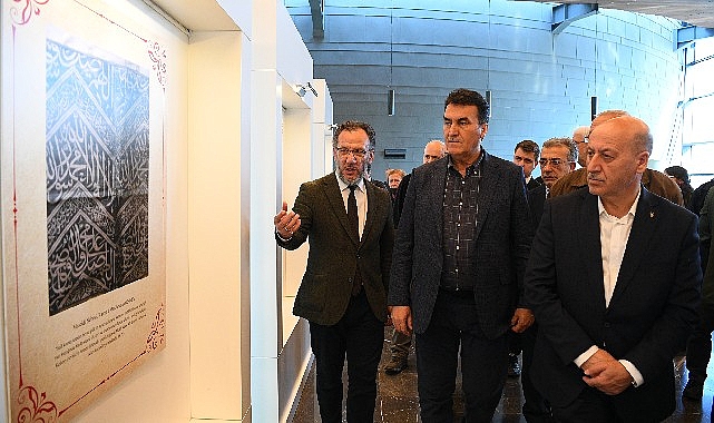 osmangazide-gonuller-sultani-emir-sultan-sergisi.jpg