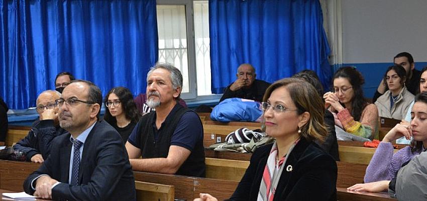 prof-dr-kizilirmak-olumunun-39uncu-yilinda-egede-anildi.jpg