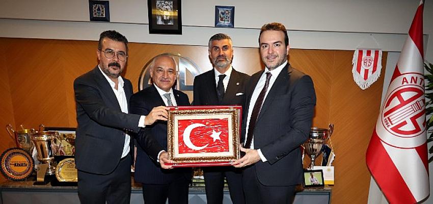 tff-baskani-mehmet-buyukeksiden-antalyaspora-ziyaret.jpg