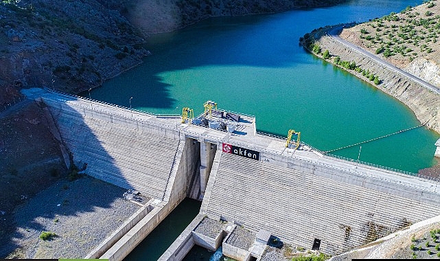 akfen-yenilenebilir-enerji-5-5-milyon-agac-kadar-karbon-salimini-azaltti.jpg