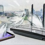 akilli-telefonlar-ve-bilgisayarlar-acik-alanlarda-wi-fi-routerlar-araciligiyla-kotu-amacli-yazilimlarin-hedefi-oluyor.jpg
