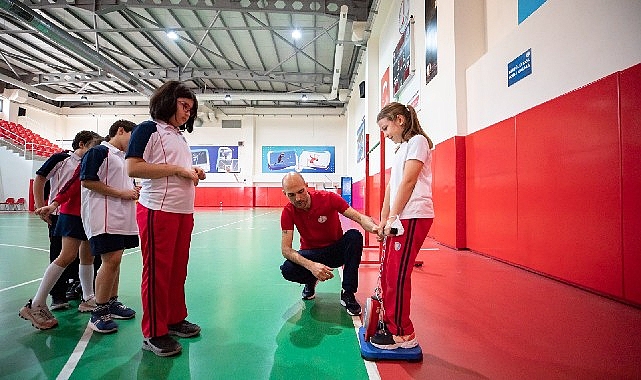 bir-yilda-yuzlerce-gencin-sportif-yetenegi-test-edildi.jpg