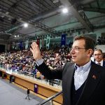 ekrem-imamoglu-spor-adil-ve-sportmence-mucadele-etme-bilincini-ogretiyor.jpg