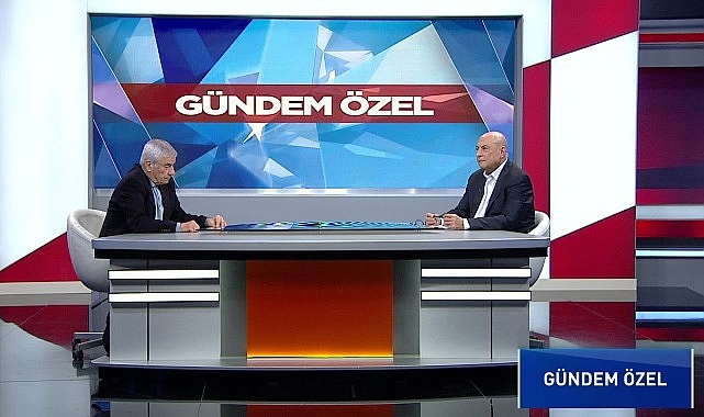 eski-milli-futbolcu-teknik-direktor-bulent-under-d-smart-ekranlarinda-yayinlanan-gundem-ozel-programina-konuk-oldu.jpg