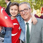 gaziemirde-eglenceli-yariyil.jpg