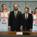 idis-isitme-merkezleri-isitme-engelliler-kadin-basketbol-milli-takiminin-yaninda.jpg