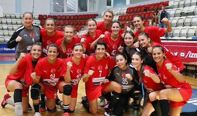hentbol-kadinlar-super-liginde-zirve-yarisi-yarin-basliyor.jpg