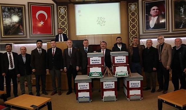 50-ureticiye-250-ari-kovani-dagitildi.jpg