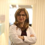 depremzede-kadinlar-yaralarini-nasil-sarmali.jpg