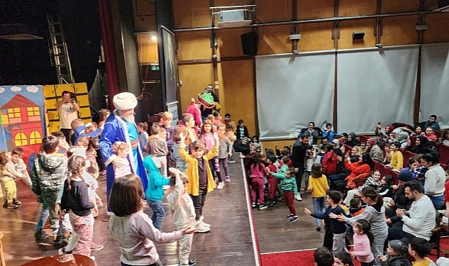 geleneksel-ramazan-aksamlari-cocuklarin-nesesi-ile-guzel.jpg
