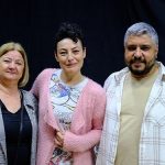 gercek-yasamdan-bir-oyun-dugun-sarkicisi.jpg