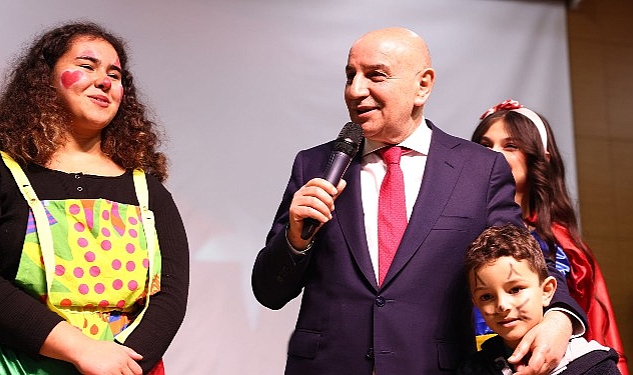 gonullu-ogretmenlerden-depremzede-cocuklar-icin-tiyatro.jpg