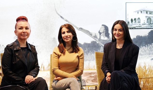 is-sanatta-provadan-cikip-yasasin-cumhuriyet-sergisine-geldiler.jpg