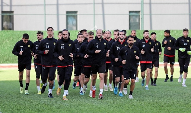 lider-aliagaspor-fk-cesme-belediyespor-macina-hazirlaniyor.jpg