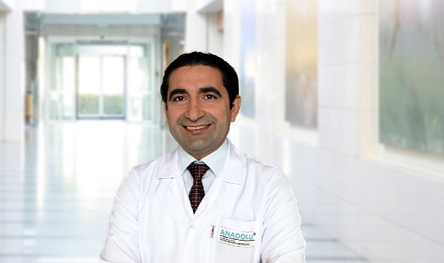 oturarak-calismak-hemoroid-sebebi.jpg