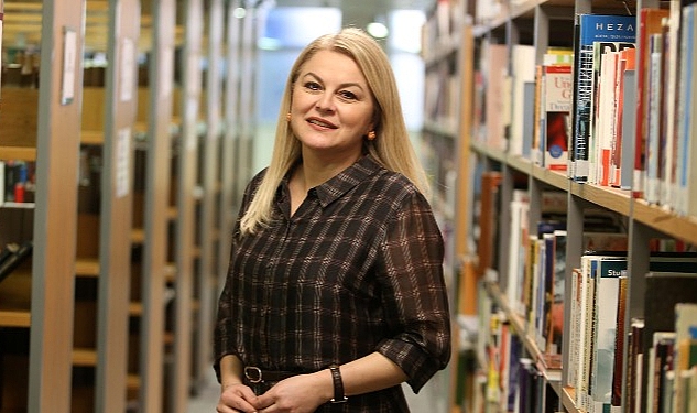 prof-dr-deniz-ulke-aribogan-gencler-her-donemde-ozgurluk-ve-adalet-istediler.jpg