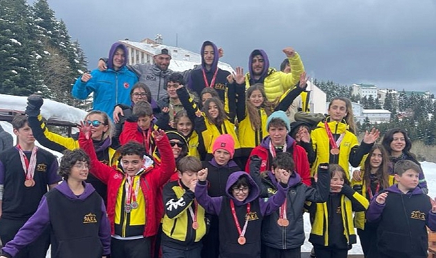 turkiye-snowboard-sampiyonasinda-europcar-turkiye-sponsorlugundaki-paka-ikinci-oldu.jpg