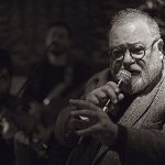 adil-akbasoglundan-bayramlik-sarki-bugun-bayram-edelim.jpg