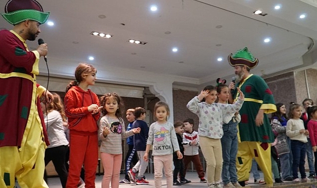 ihsaniyede-geleneksel-ramazan-aksami-cocuk-senligi-coskusu.jpg