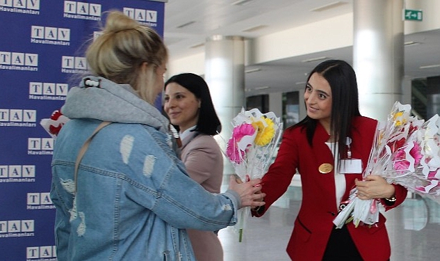 izmir-ve-belgrad-arasinda-haftanin-dort-gunu-direkt-ucus.jpg