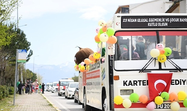 kartepeli-cocuklara-bayram-hediyesi.jpg