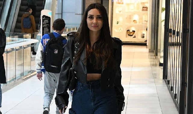 merve-demirden-genc-sarkicilara-gonderme.jpg