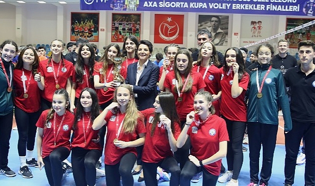 niluferin-genclerinden-4-sampiyonluk.jpg