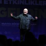 sunay-akin-mahya-isiklari-sohbetiyle-antalyalilarla-bulustu.jpg