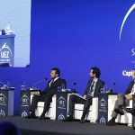 uez-2023te-dunya-genelindeki-inovatif-ve-rekabetci-is-alanlarina-adaptasyon-konusuldu.jpg