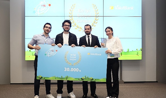 vakifbank-hack-to-the-futureda-gencler-gelecegin-bankaciligini-bugunden-tasarladi.jpg