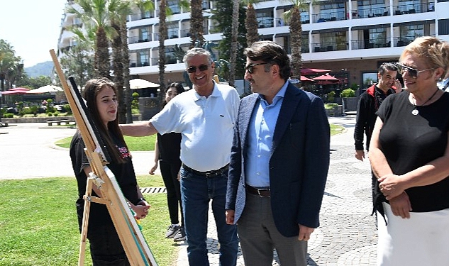 baskan-topaloglu-resim-sergisine-katildi.jpg