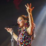 bostancida-nil-karaibrahimgil-ruzgari-rengarenk-gece.jpg
