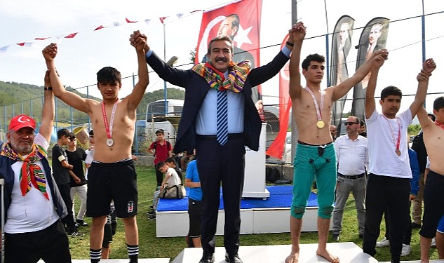 salbasta-baspehlivan-mehmet-celebi.jpg