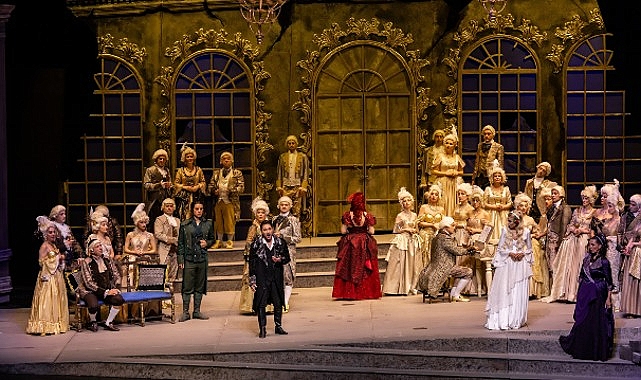 14-uluslararasi-istanbul-opera-festivalinde-andrea-chenier-operasi-sahnelendi.jpg