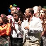 aliaga-belediye-tiyatrosu-oyuncularindan-muhtesem-performans.jpg