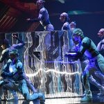 andy-showun-cosmos-theatredaki-dunya-promiyeri-izleyenleri-buyuledi.jpg