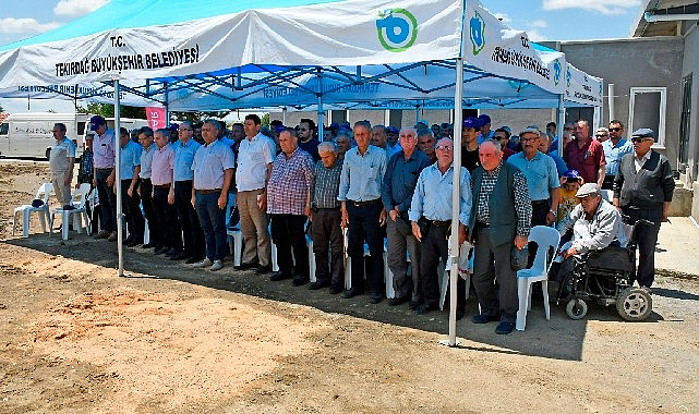 belediye-baskani-ulas-yurdakul-kanola-tarla-gunu-etkinligine-katildi.jpg