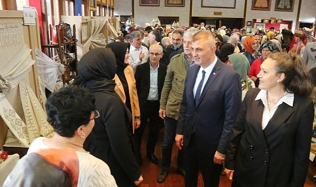 golmekten-muhtesem-yilsonu-sergi.jpg