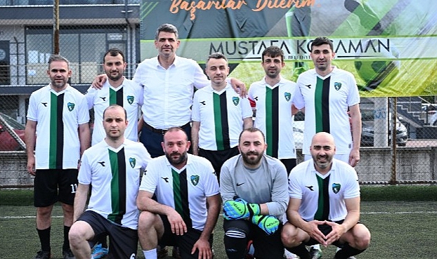 kartepede-birimler-aarasi-futbol-turnuvasi-basladi.jpg