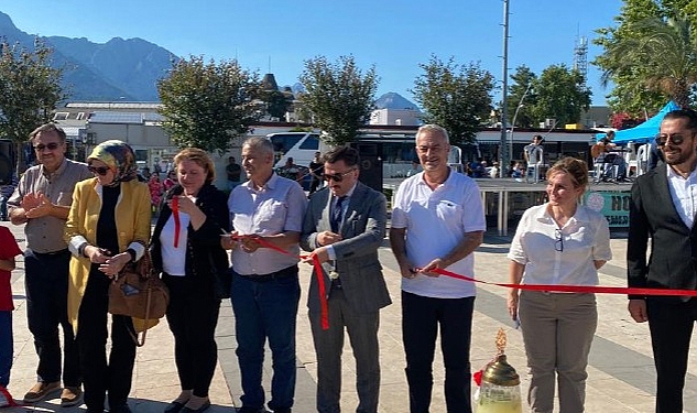 kemer-halk-egitim-merkezinden-yil-sonu-sergisi.jpg