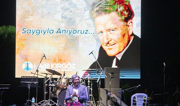 nazim-hikmet-dikilide-anildi.jpg