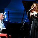 ormanda-caz-muzikle-keyifli-gece.jpg