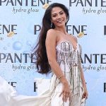 pantene-ve-demet-ozdemir-hydra-glow-ile-yaza-merhaba-dedi.jpg