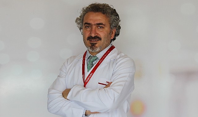sirta-vuran-karin-agrisi-pankreas-hastaliklarinin-isareti-olabilir.jpg